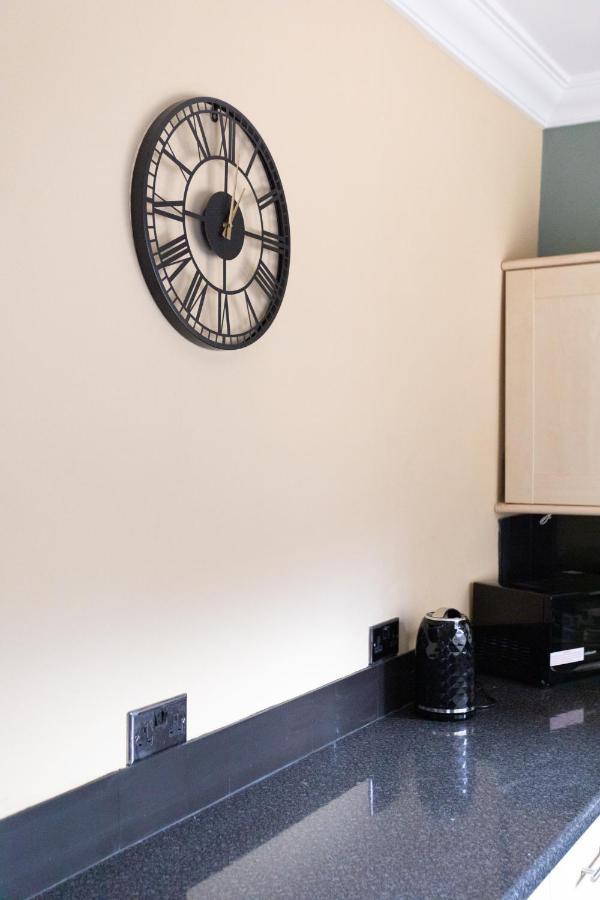 Milton Stays - Cosy 2 Bed House, 15 Min Walk To York City Center, For Up To 6 - With Period Features, Fireplace, Superfast Wi-Fi, Private Garden, Free On Street Parking Exterior foto
